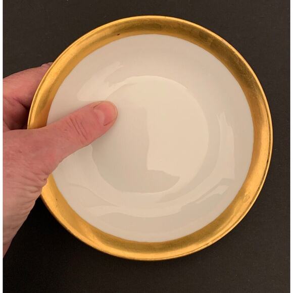 Vintage Hutschenreuther Small Fruit Bowl 5 1/8"d White with Thick Gold Band Verg - Picture 2 of 5
